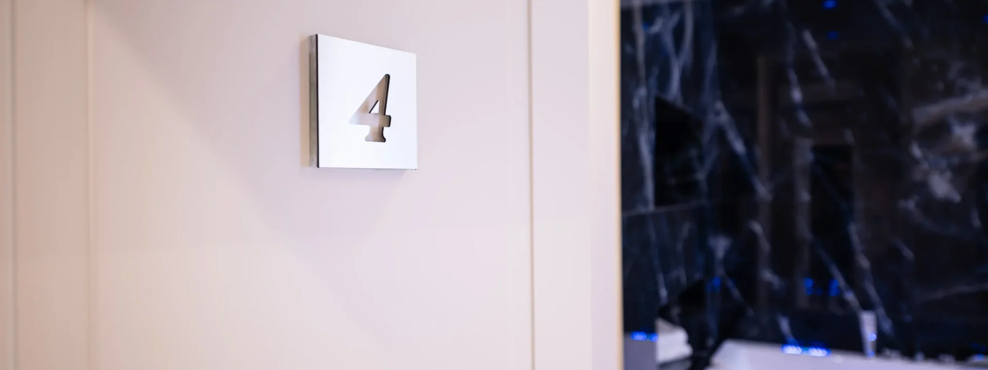DeMatteo_LuxurySuites_Ph_GuglielmoVerrienti_D78_8018